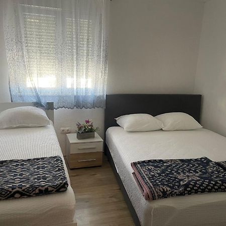 Apartmani Zuti Neum Luaran gambar