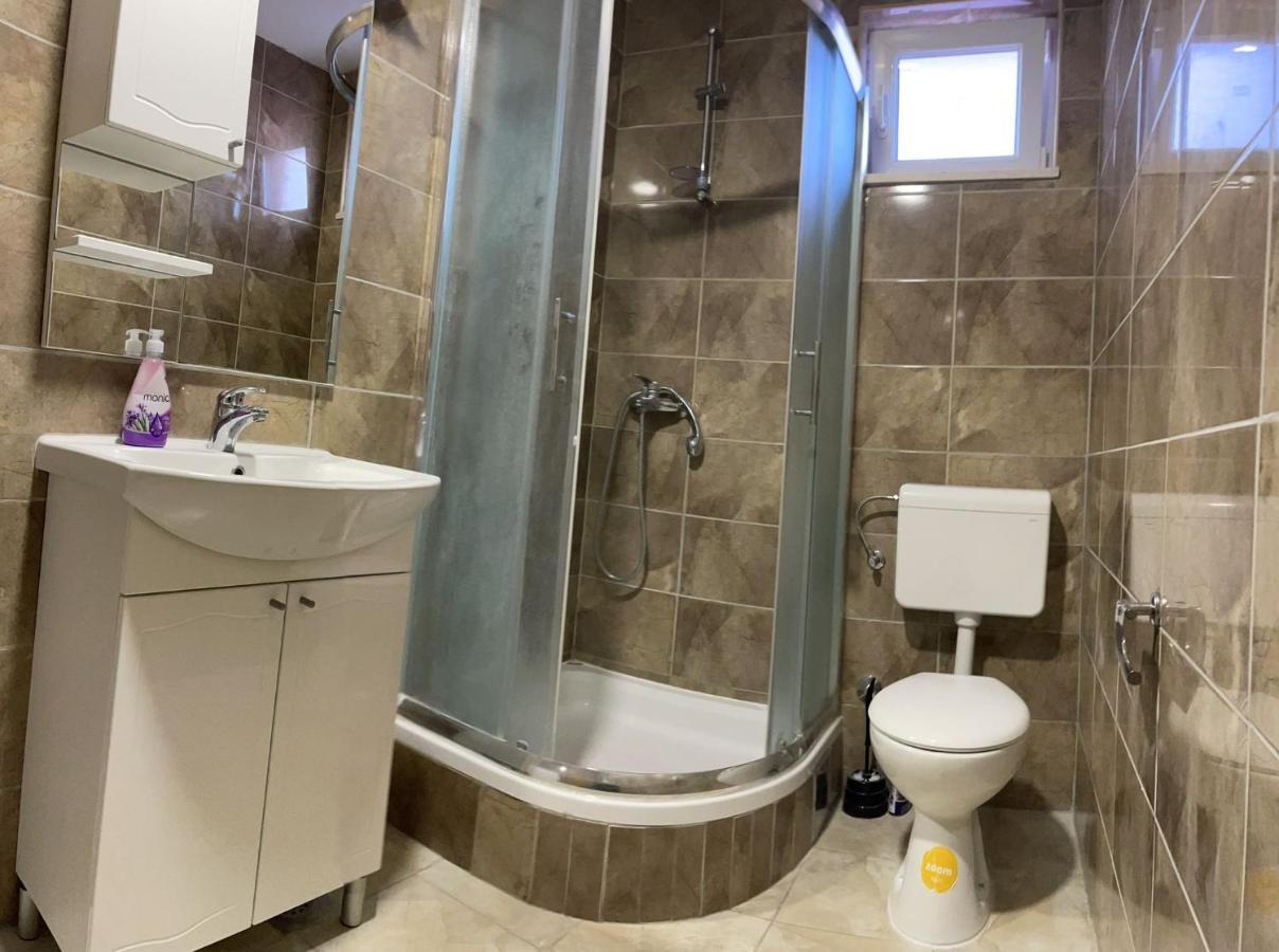 Apartmani Zuti Neum Luaran gambar