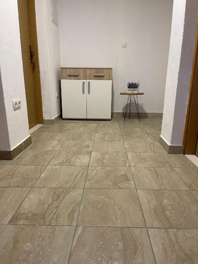 Apartmani Zuti Neum Luaran gambar