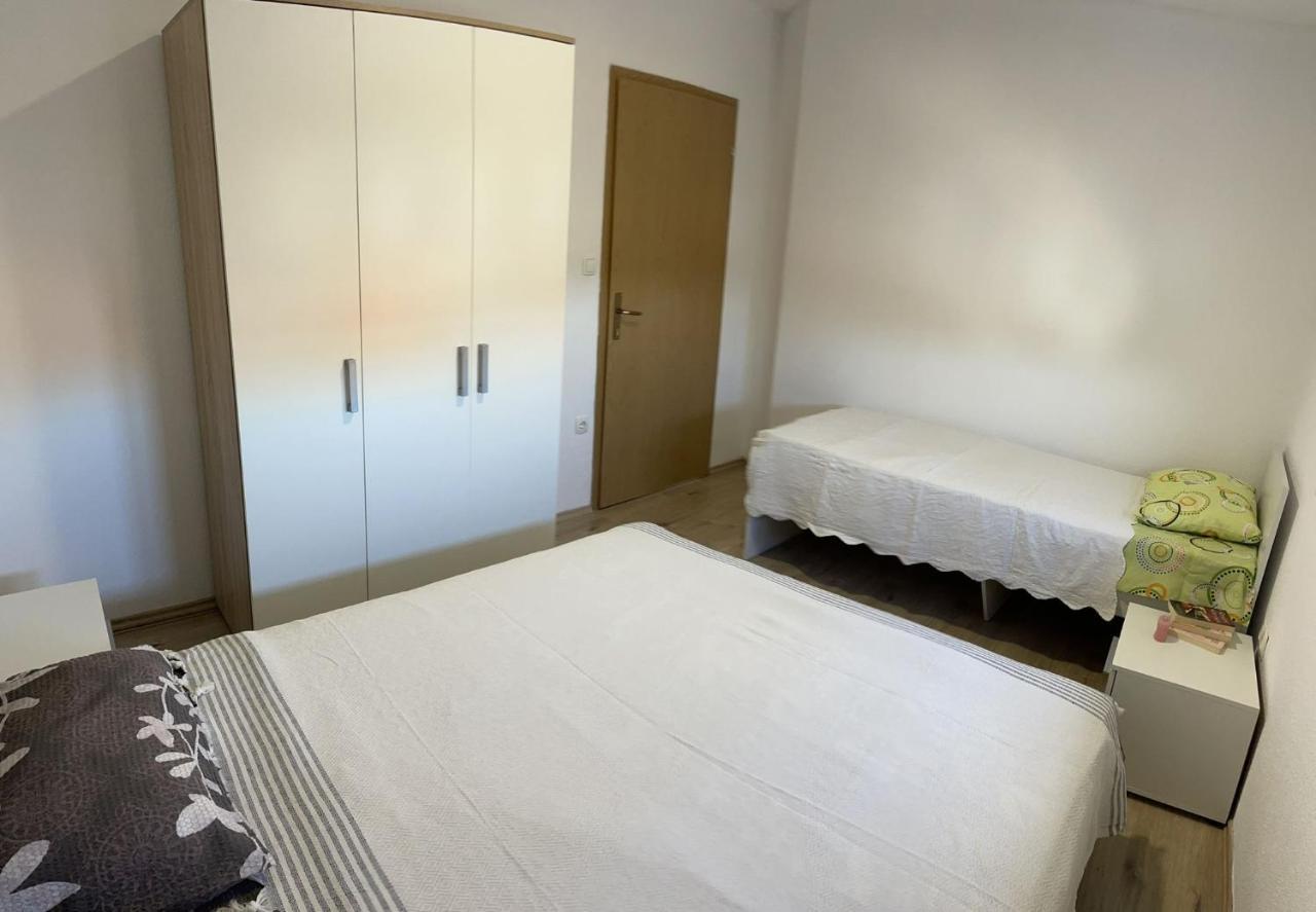 Apartmani Zuti Neum Luaran gambar