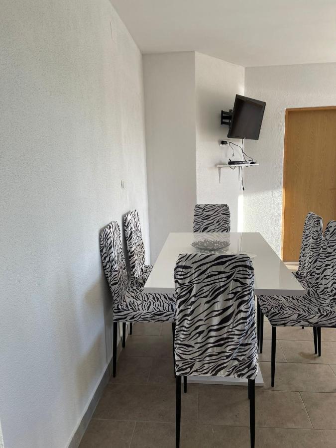 Apartmani Zuti Neum Luaran gambar