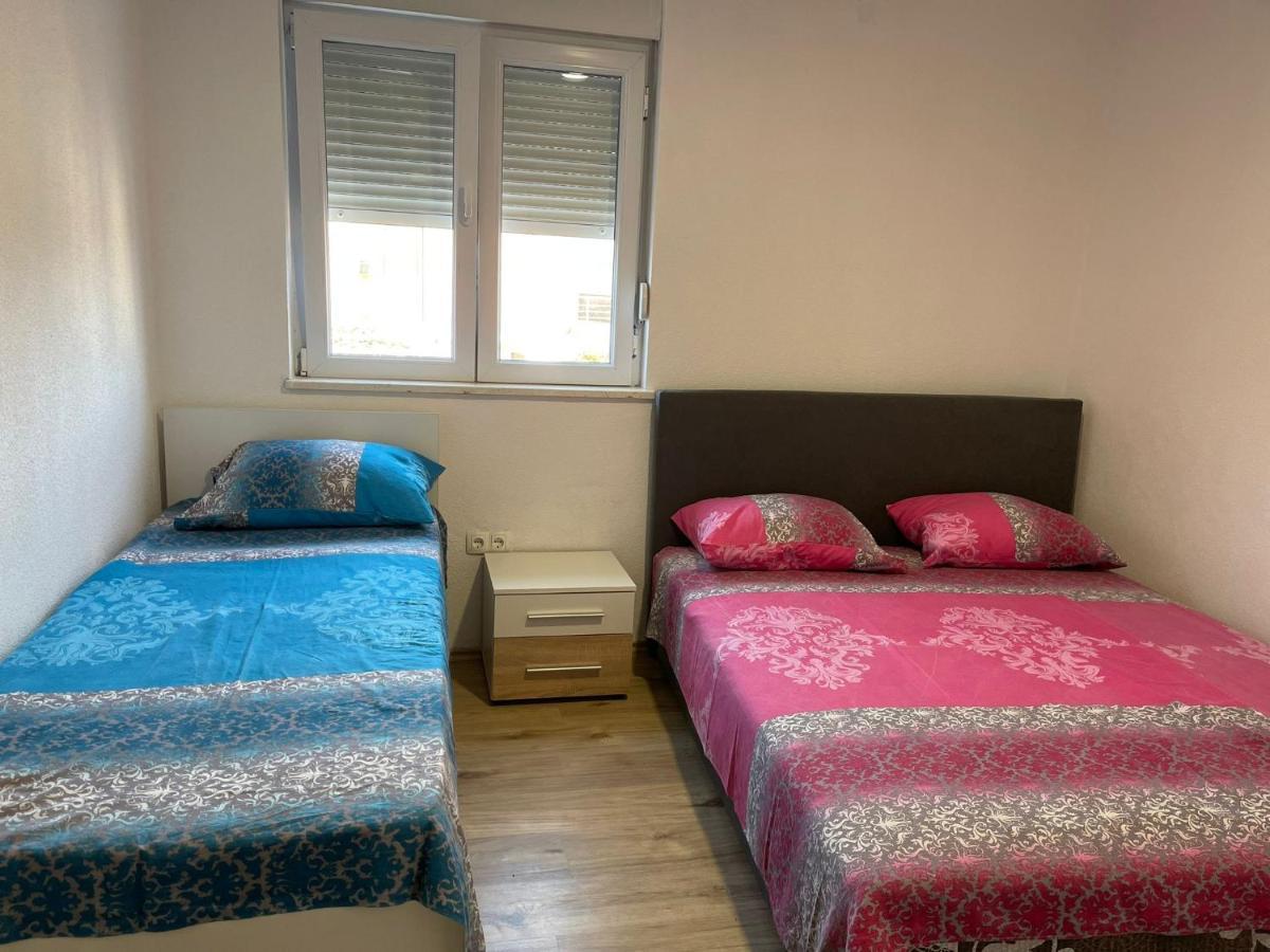 Apartmani Zuti Neum Luaran gambar