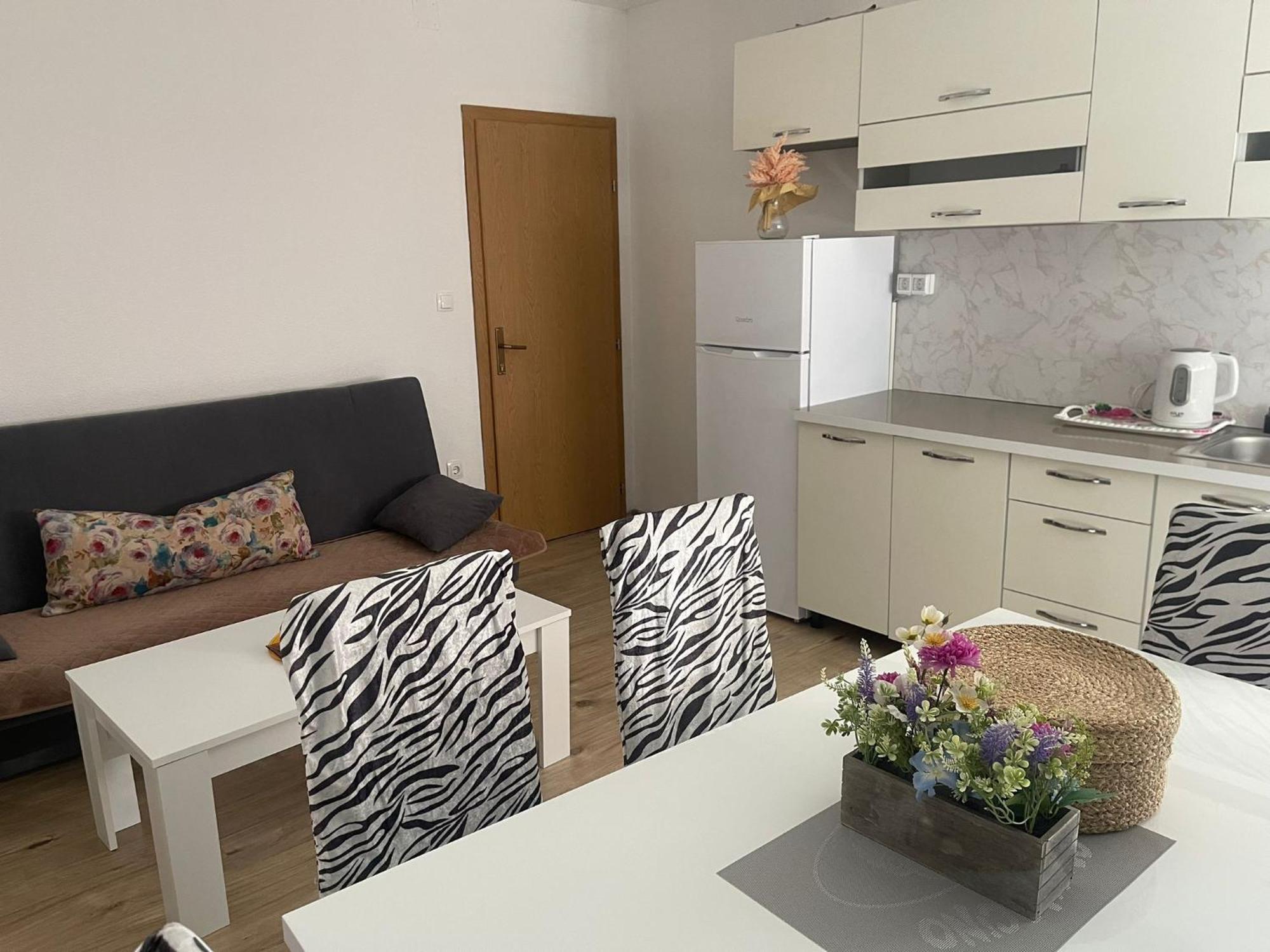 Apartmani Zuti Neum Luaran gambar