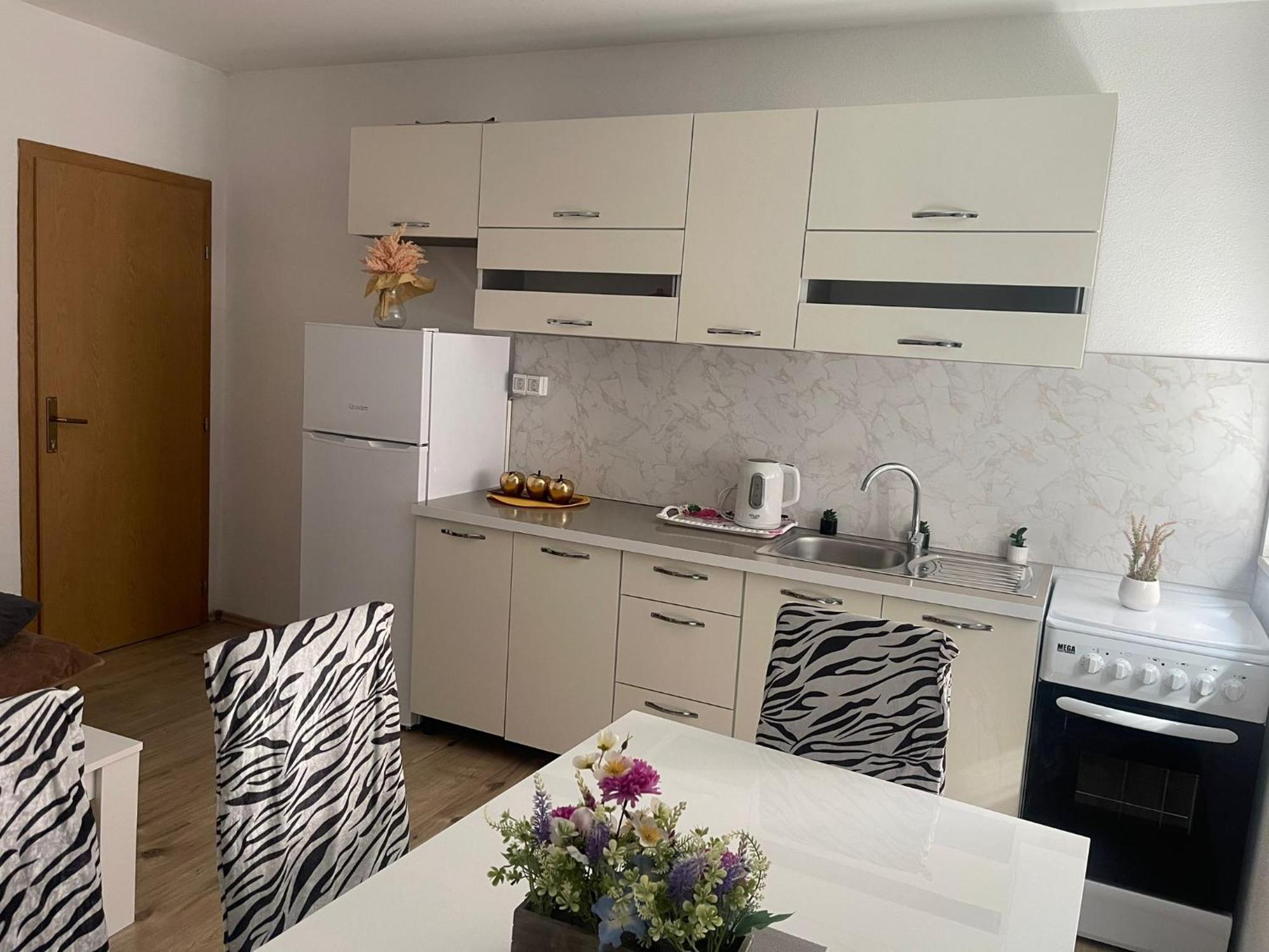 Apartmani Zuti Neum Luaran gambar