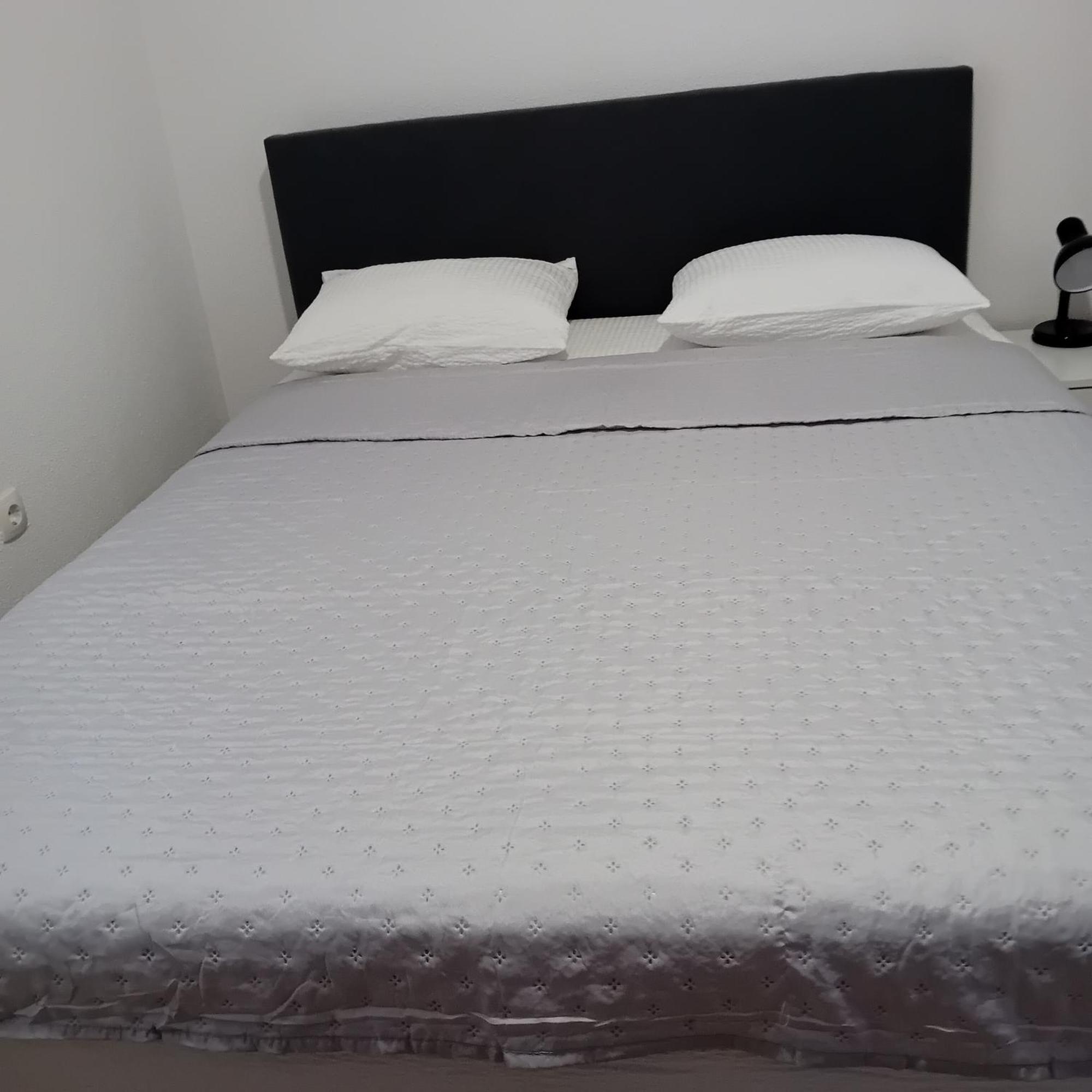 Apartmani Zuti Neum Bilik gambar